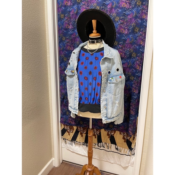 🌈 Lovely Vintage flower art blouse - Picture 10 of 11